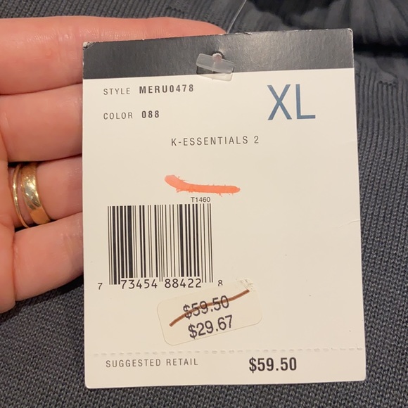 Claiborne Men’s Turleneck - Picture 5 of 5